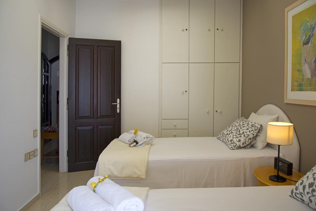 Knossos By Heloni Apartments Heraklion  Exterior photo